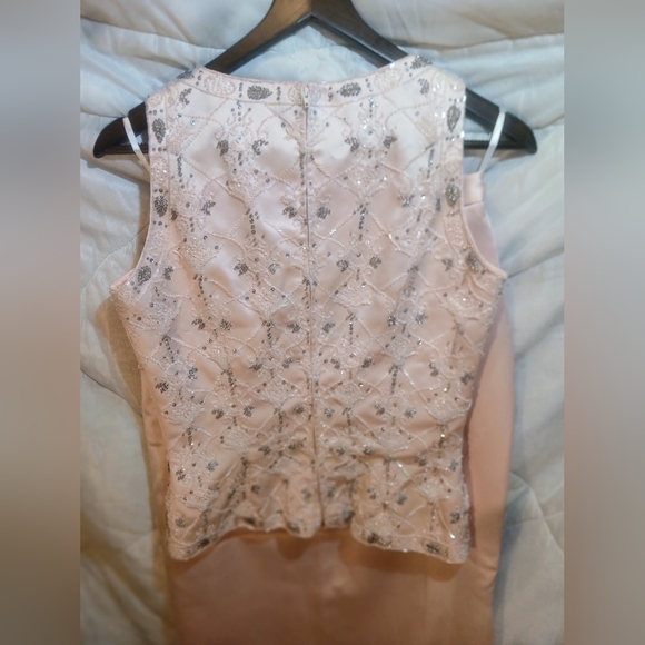 Women's Vie by Victoria Royal Two-Piece Formal Gown - Picture 4 of 6